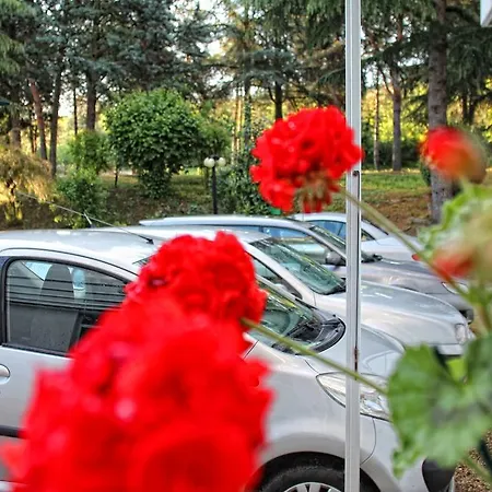 Otel Eden