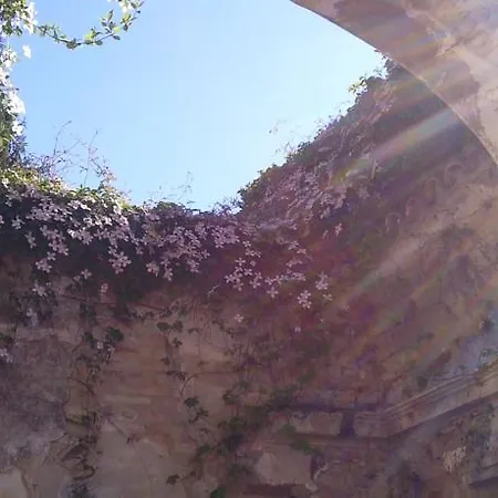 Ξενοδοχείο Eden 3*