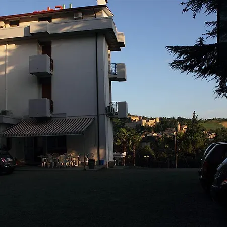 Eden Hotel
