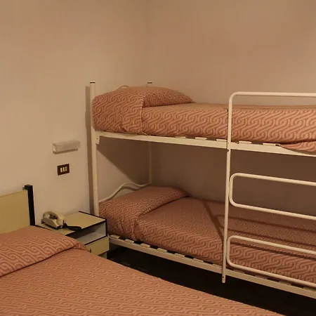 Hotel Eden 3*