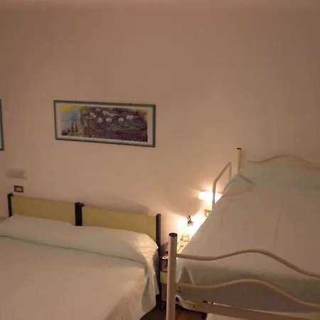 Hotel Eden 3*